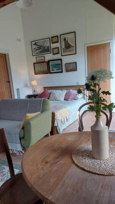 Apartamento Brooklands Barn Lower Swanwick Exterior foto